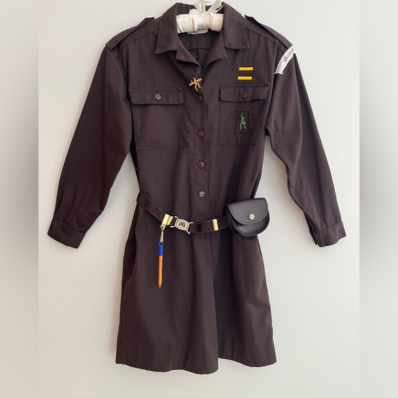 Alfred Sung Other - VINTAGE Brownie Uniform Girl Guides of Canada Alfred Sung Badges Pin Belt 70's